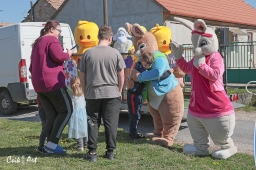 100